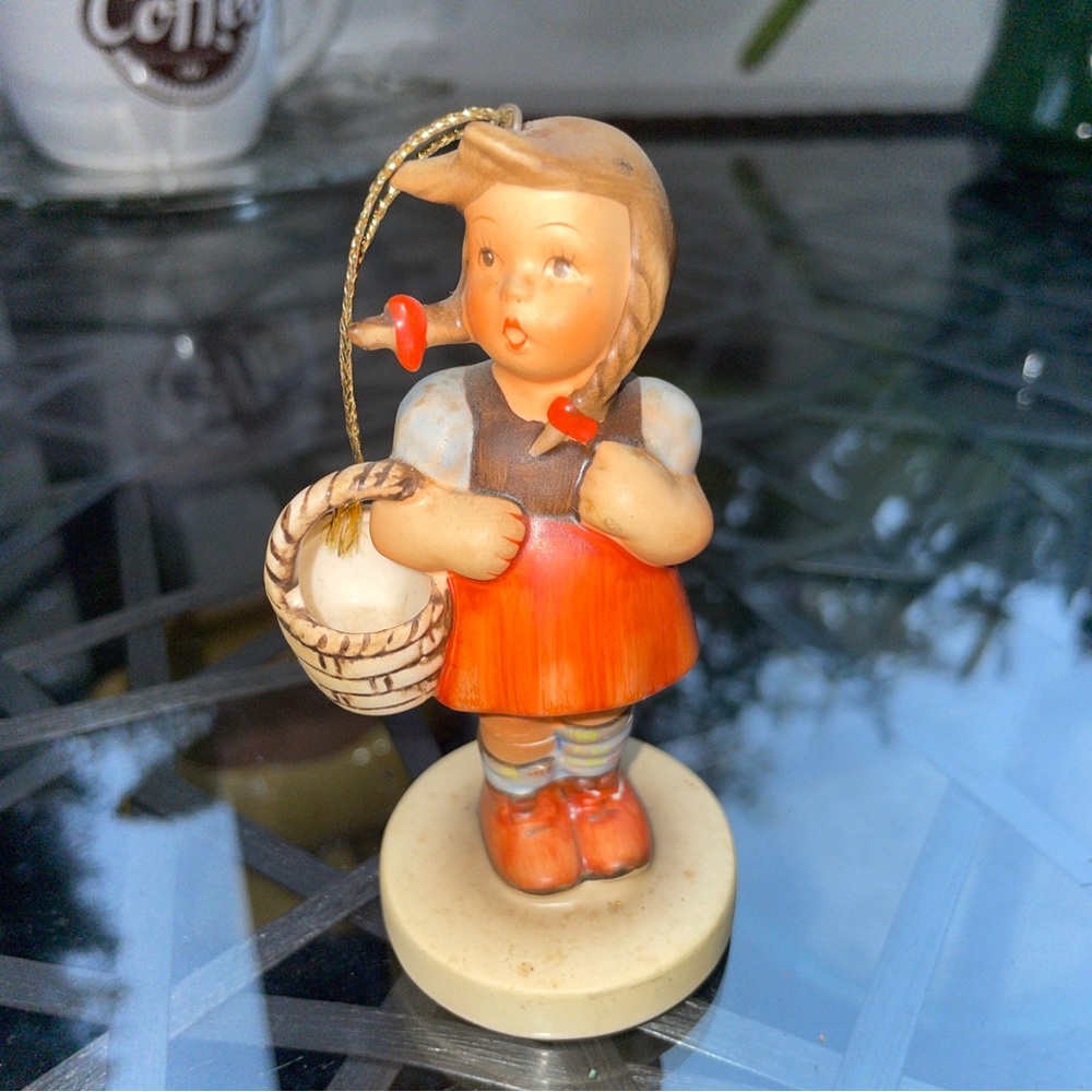schmid repro hummel ornament 4”x2" 1984